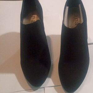 a.n.a Gavin Black Shooties - NIB - Size 7.5 M
